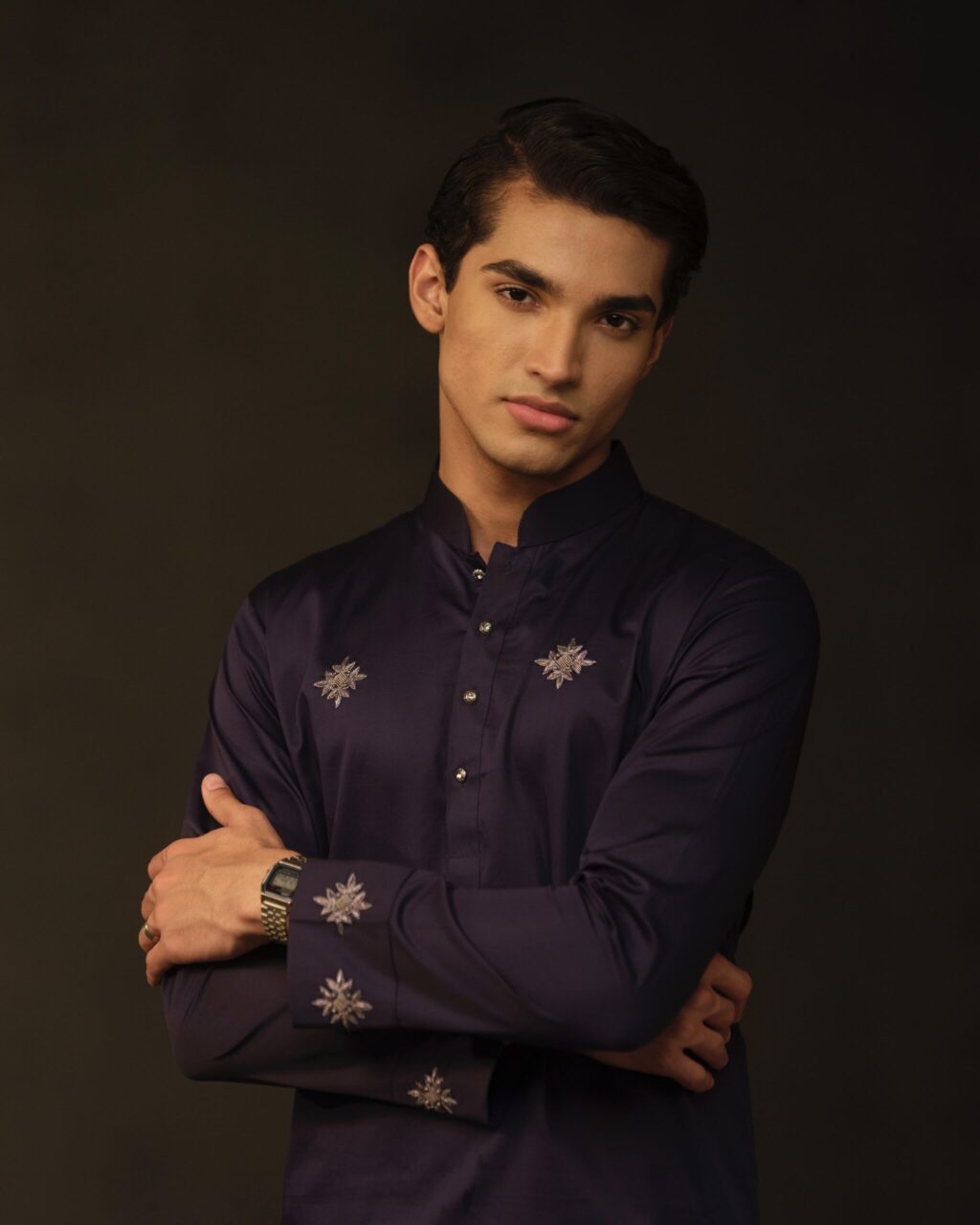 Sleek Zardozi Punjabi - Image 2