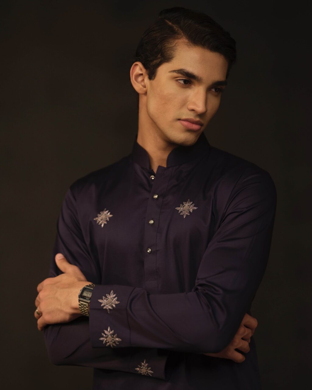 Sleek Zardozi Punjabi - Image 3